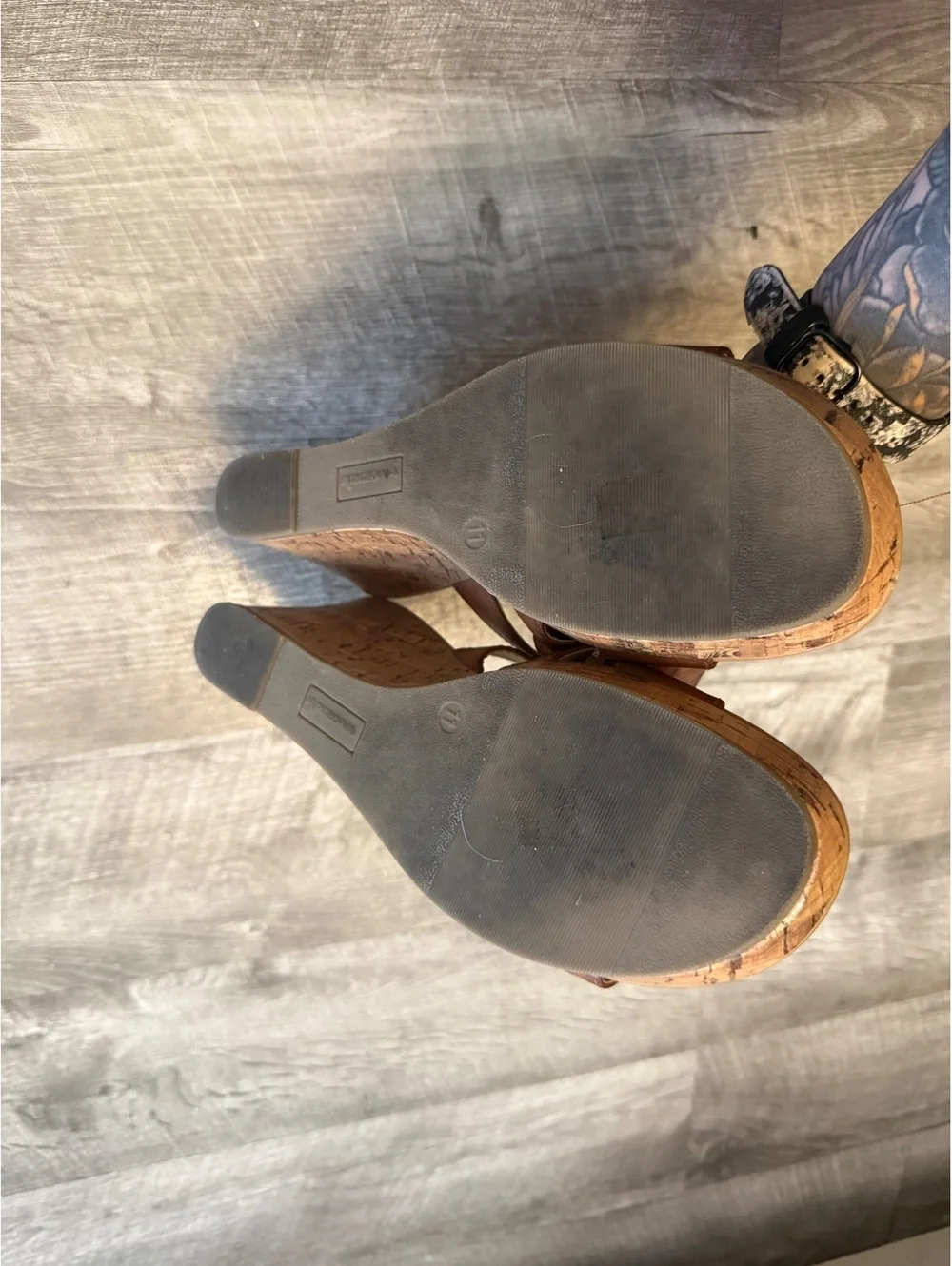 Arizona Jean Co Tan Wedges 11